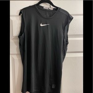 Nike sleeveless athletic top. Great condition 8/10.